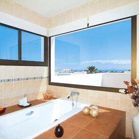 Holiday Villas Blancas Playa Blanca - Ace03051-fyc Casa de Férias *